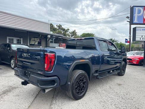 Used 2020 GMC Sierra 2500 AT4 w/ AT4 Premium Package image 7