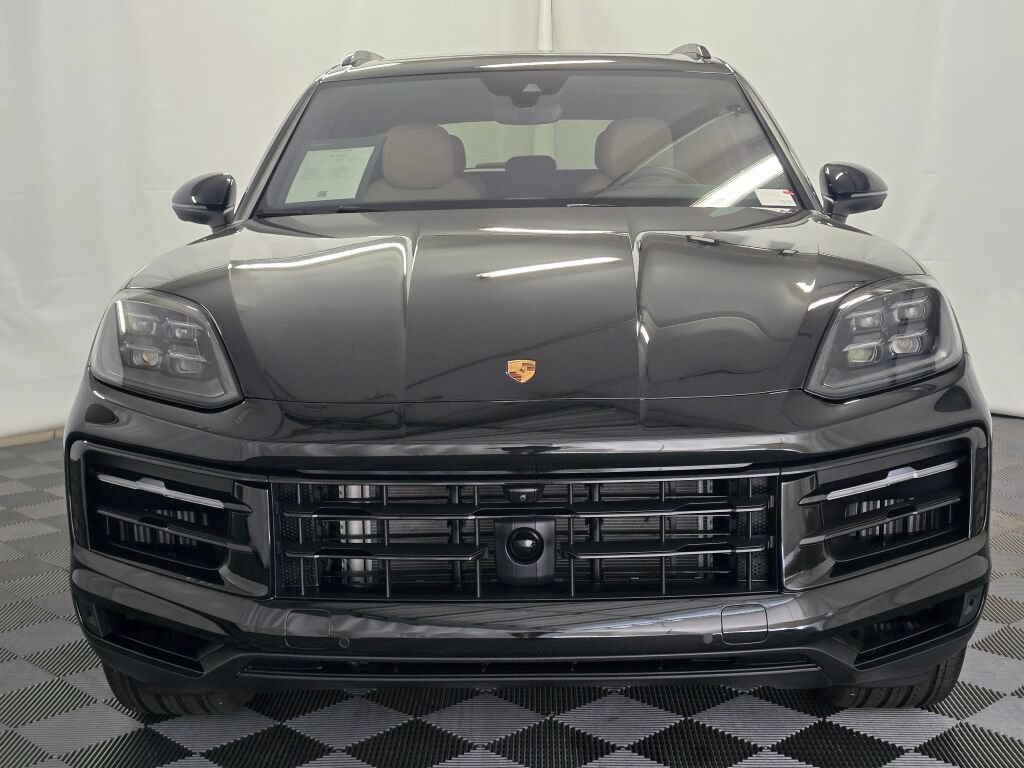 Certified 2026 Porsche Cayenne AWD/4WD image 11