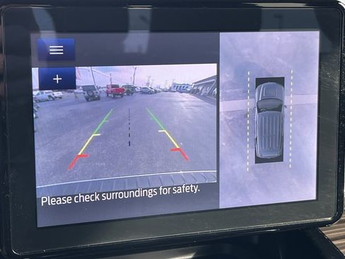 Used 2023 Ford Explorer Limited image 18