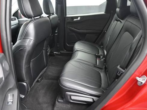 Certified 2025 Ford Escape SE w/ PHEV Premium Package FWD image 21