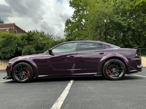 Used 2022 Dodge Charger Scat Pack RWD image 8