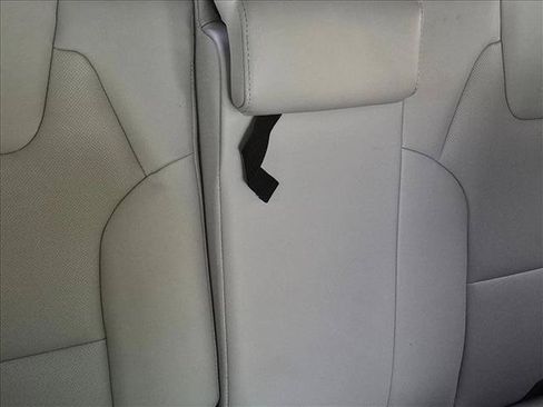 Used 2023 Kia Telluride S FWD image 17