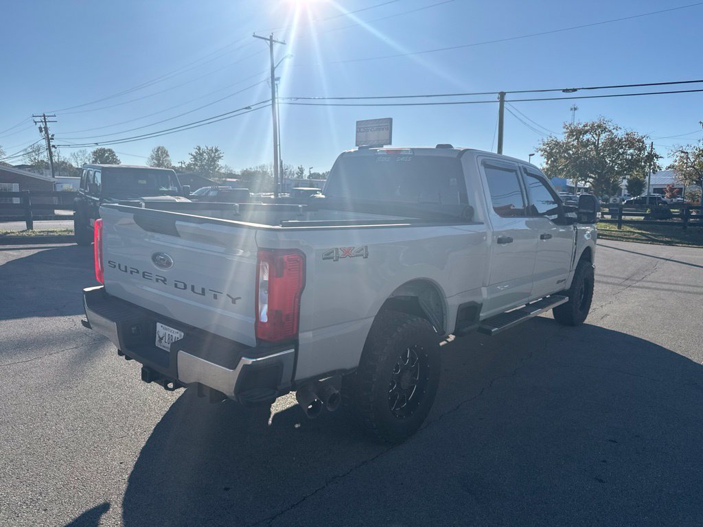 Used 2025 Ford F250 XLT AWD/4WD image 3
