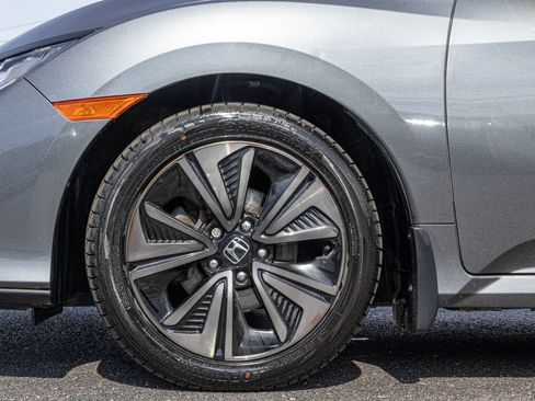 Used 2018 Honda Civic EX image 36
