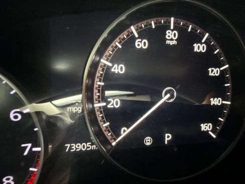 Used 2021 MAZDA MAZDA3 s FWD image 10