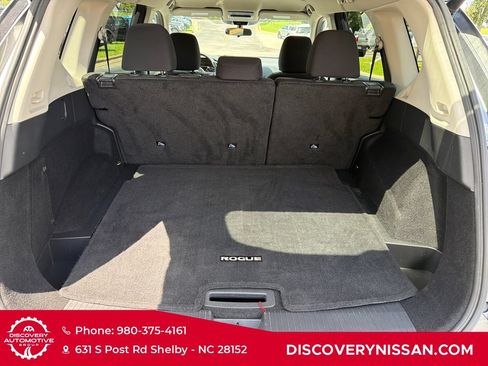 Certified 2024 Nissan Rogue SV AWD/4WD image 31