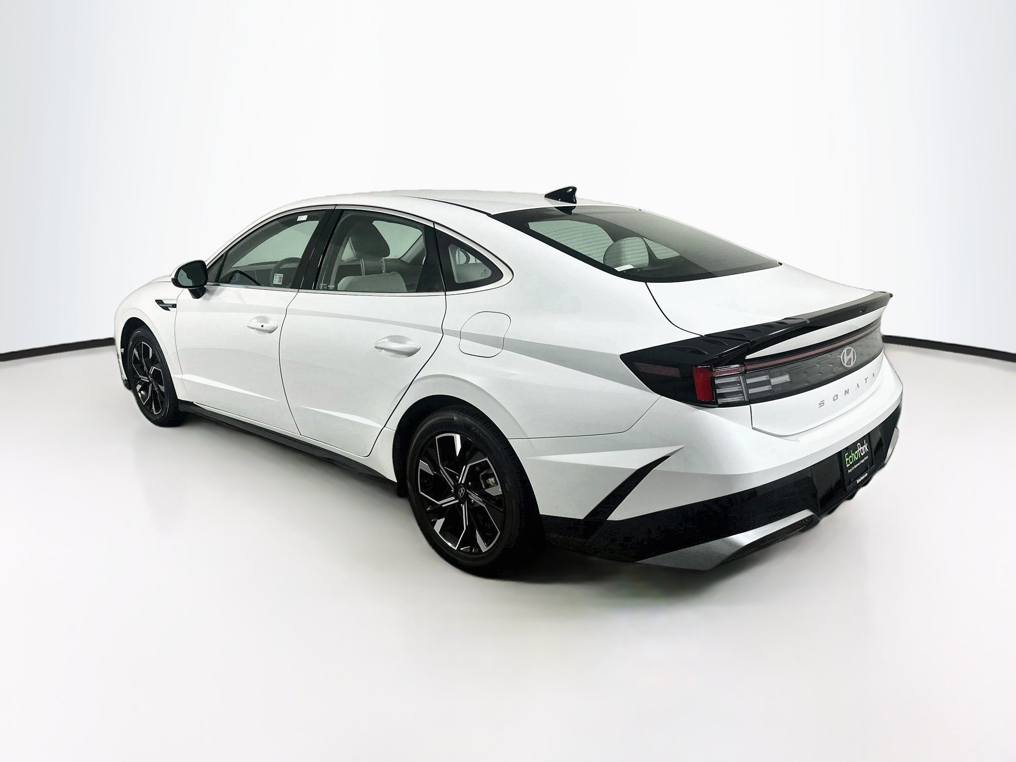 Used 2025 Hyundai Sonata SEL FWD image 5