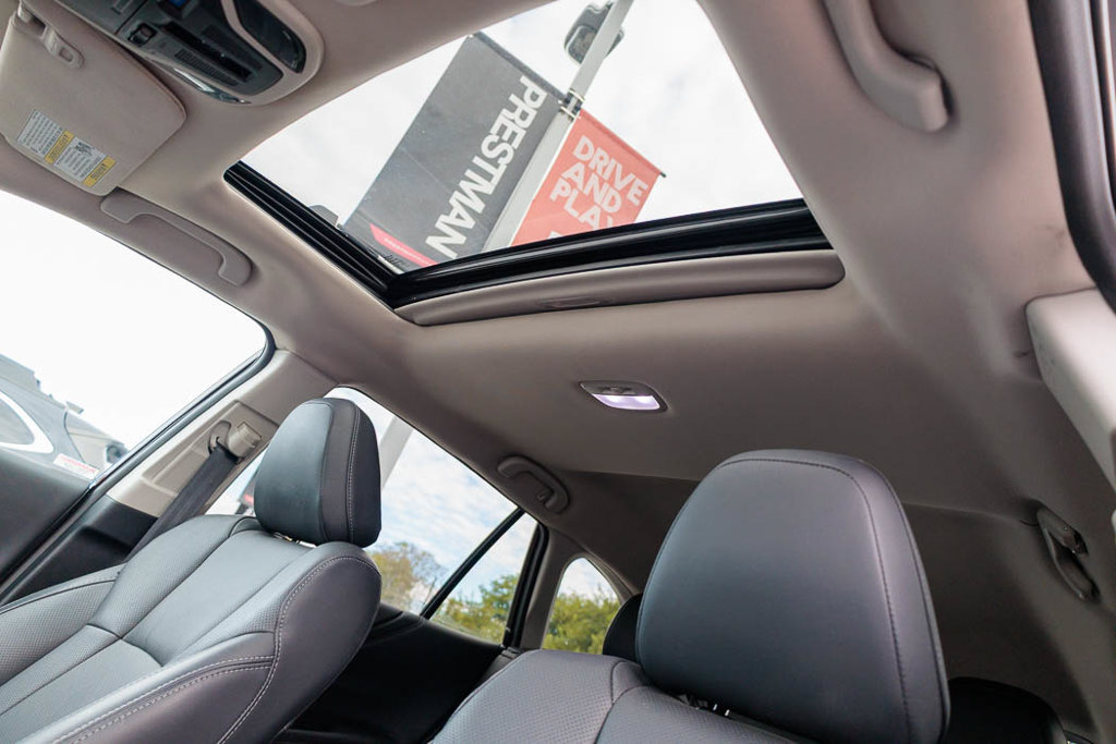 Used 2025 Subaru Outback Touring XT AWD/4WD image 10