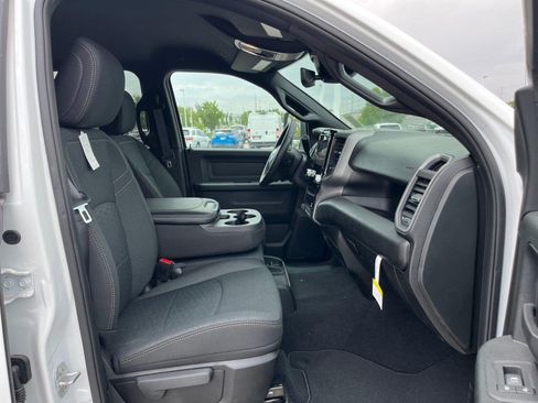 New 2026 RAM 2500 Tradesman AWD/4WD image 28