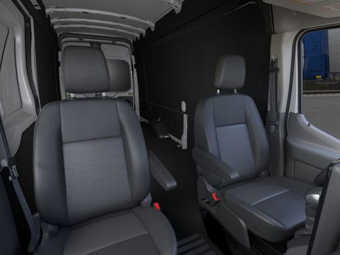 New 2026 Ford Transit 250 148 High Roof Extended w/ Load Area Protection Package RWD image 10