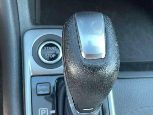 Used 2025 Nissan Sentra SR FWD image 28