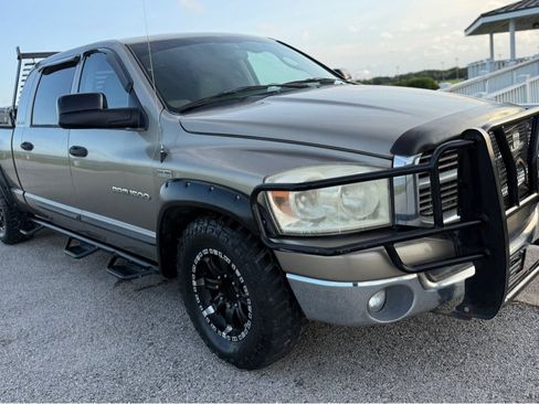 Used 2007 Dodge Ram 1500 Truck SLT w/ Trailer Tow Group RWD image 3