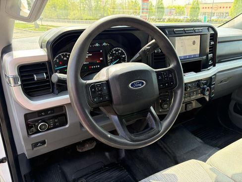 Used 2023 Ford F350 XLT w/ FX4 Off-Road Package AWD/4WD image 21
