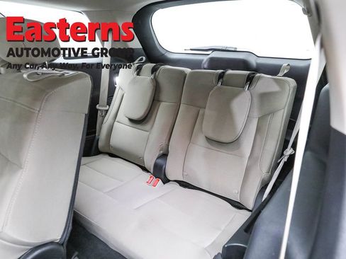 Used 2024 Ford Explorer 4WD image 25