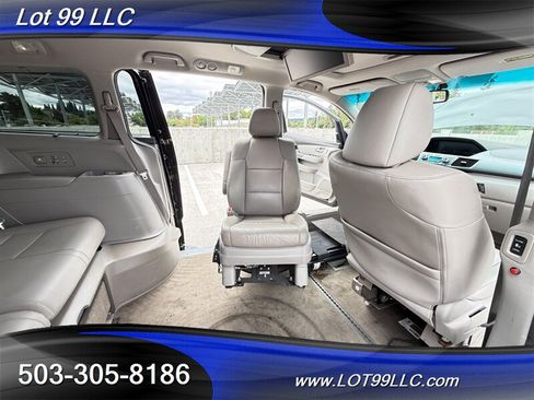 Used 2011 Honda Odyssey Touring image 54