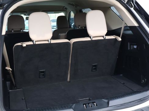 Used 2021 Ford Explorer Limited w/ Equipment Group 301A image 23