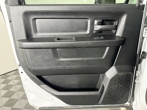 Used 2022 RAM 3500 Tradesman image 25