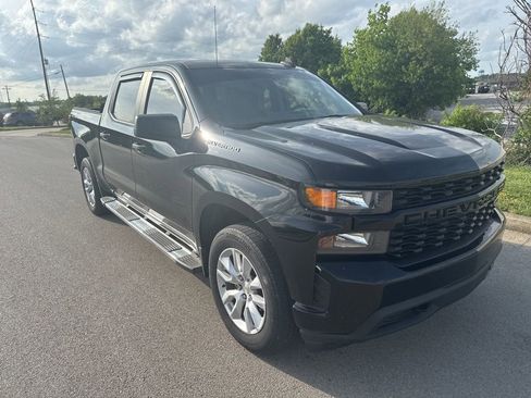Used 2022 Chevrolet Silverado 1500 Custom AWD/4WD image 2