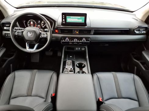 Certified 2024 Honda Pilot EX-L image 10