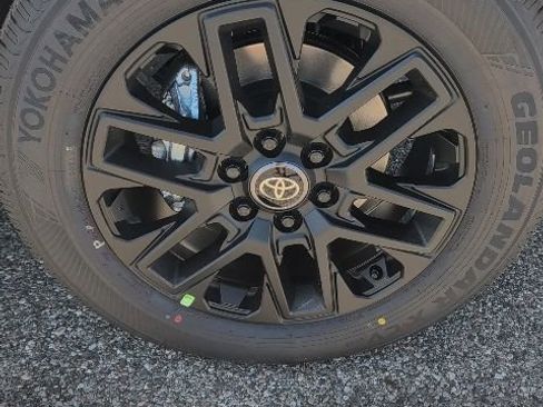 New 2026 Toyota Tundra SR5 AWD/4WD image 4