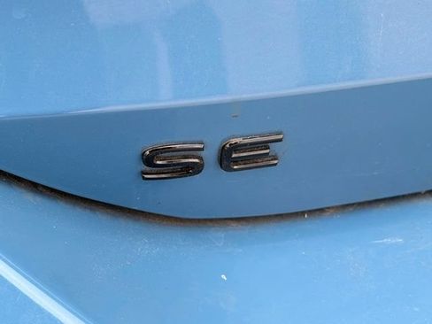 Used 2025 Volkswagen Tiguan SE R-Line AWD/4WD image 5