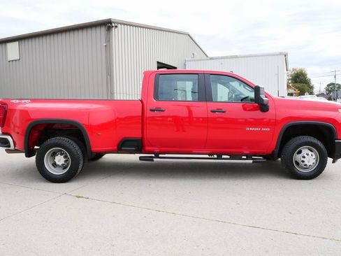 Used 2024 Chevrolet Silverado 3500 W/T w/ Snow Plow Prep/Camper Package image 8