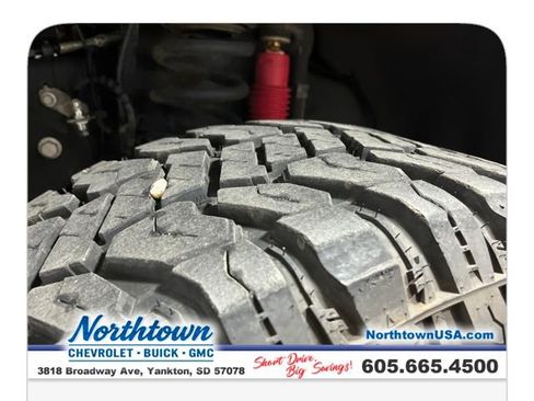 Used 2017 Ford F250 Lariat w/ Lariat Value Package image 26