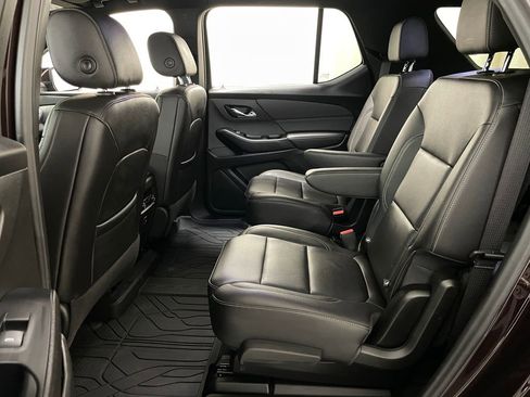 Used 2023 Chevrolet Traverse LT w/ LPO, Floor Liner Package AWD/4WD image 42