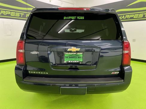 Used 2018 Chevrolet Suburban LT AWD/4WD image 8