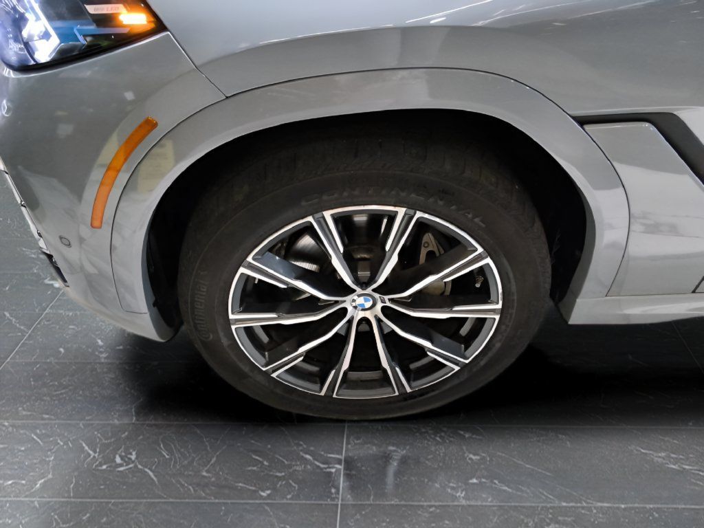 Used 2026 BMW X6 xDrive40i AWD/4WD image 18