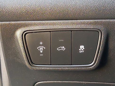 Used 2023 Hyundai Santa Cruz SEL image 13