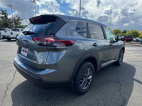 New 2026 Nissan Rogue S image 4