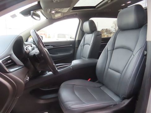 Used 2021 Buick Enclave Premium w/ Sun and Sites Package image 20