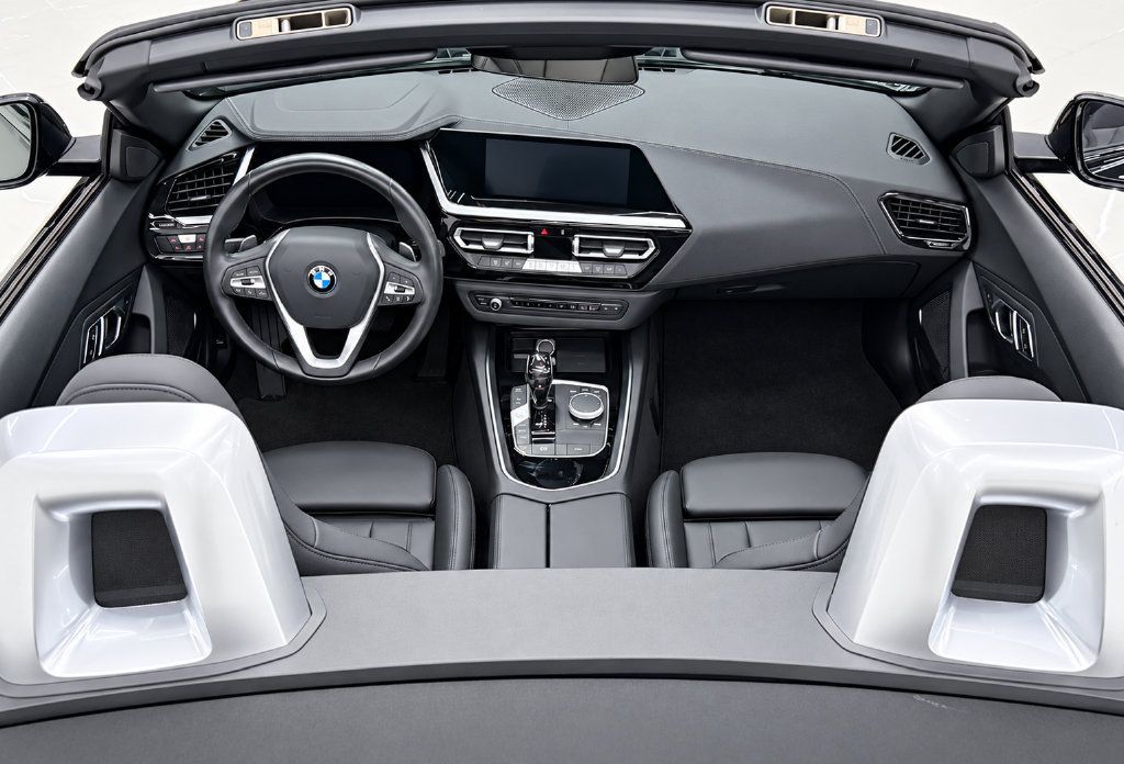 Used 2020 BMW Z4 sDrive30i w/ Convenience Package RWD image 14