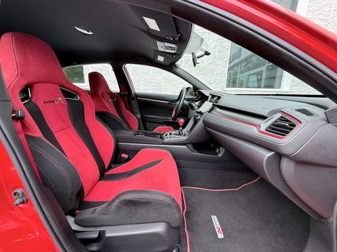 Used 2019 Honda Civic Type R image 35