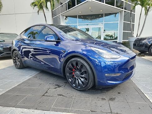 Used 2022 Tesla Model Y Performance image 1