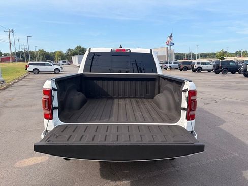 Used 2022 RAM 1500 Laramie w/ Sport Appearance Package AWD/4WD image 9