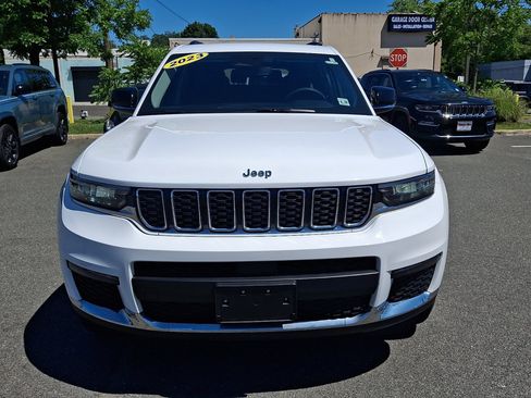 Used 2023 Jeep Grand Cherokee L Limited AWD/4WD image 8