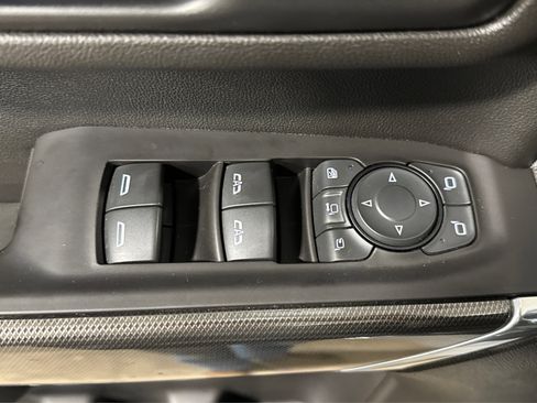 Used 2021 GMC Sierra 2500 AT4 AWD/4WD image 16
