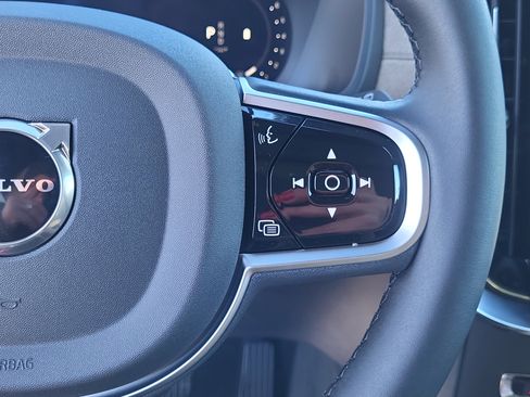 New 2026 Volvo XC90 B6 Plus w/ Protection Package Premier image 12