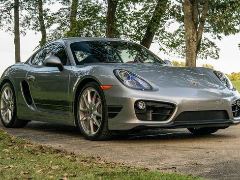 Used 2016 Porsche Cayman RWD image 12