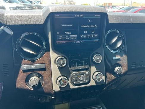 Used 2016 Ford F250 Platinum w/ FX4 Off-Road Package AWD/4WD image 13