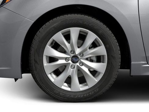 Used 2017 Subaru Legacy 2.5i Premium image 14