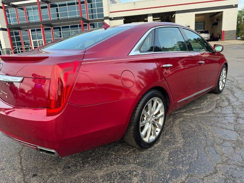 Used 2014 Cadillac XTS Luxury w/ Driver Awareness Package FWD image 11
