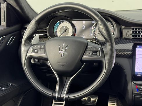 Used 2022 Maserati Quattroporte Modena Q4 image 22