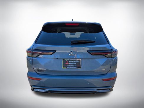 New 2026 Mitsubishi Outlander SE image 5