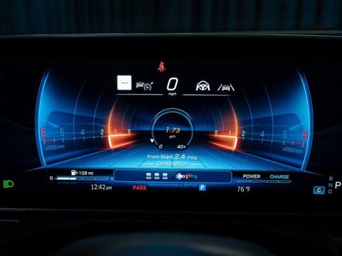 New 2026 Mercedes-Benz C 43 AMG 4MATIC Sedan image 16