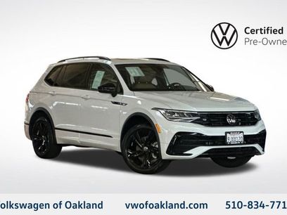 Certified 2024 Volkswagen Tiguan SE R-Line