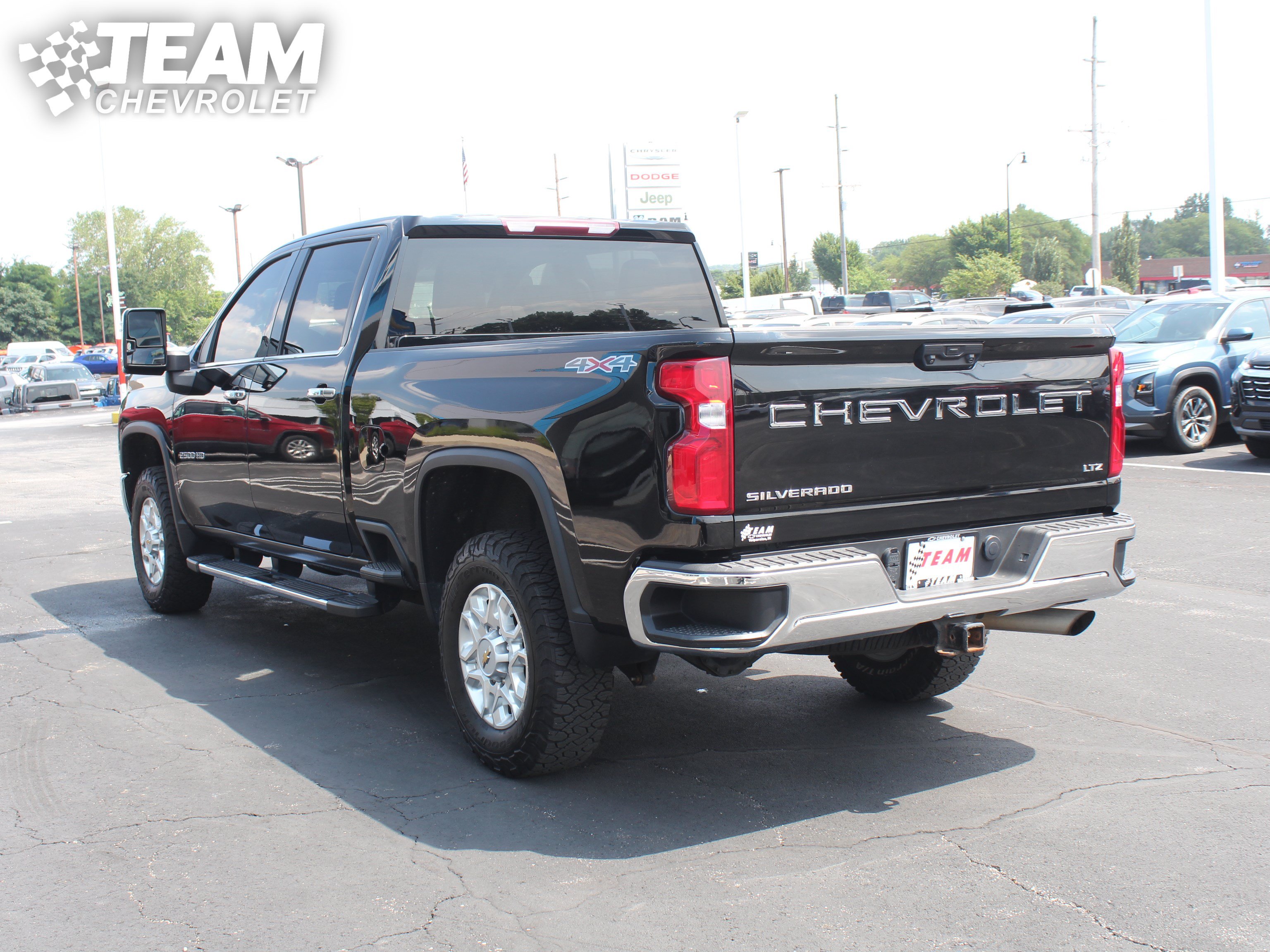 Used 2023 Chevrolet Silverado 2500 LTZ w/ Snow Plow Prep/Camper Package AWD/4WD image 8