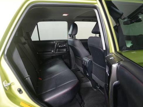 Used 2023 Toyota 4Runner TRD Off-Road Premium w/ Moonroof Package AWD/4WD image 27